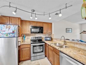 1035 Lake Shore Drive 105, Lake Park FL 33403