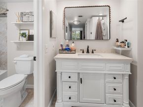 3930 Oaks Clubhouse Dr 304, Pompano Beach FL 33069