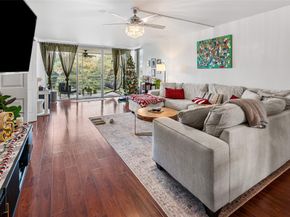 3930 Oaks Clubhouse Dr 304, Pompano Beach FL 33069