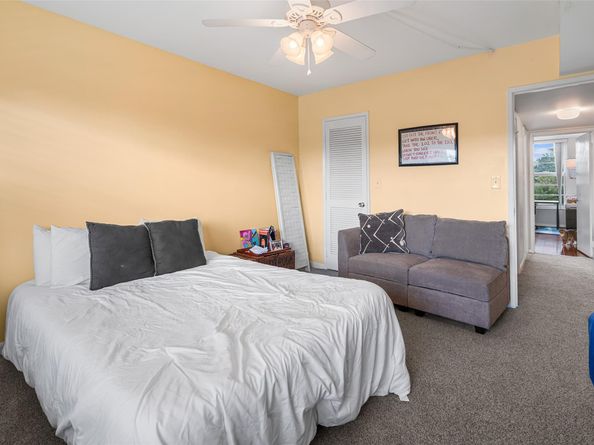 3930 Oaks Clubhouse Dr 304, Pompano Beach FL 33069