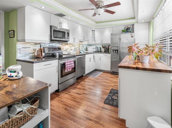 3930 Oaks Clubhouse Dr 304, Pompano Beach FL 33069