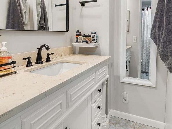 3930 Oaks Clubhouse Dr 304, Pompano Beach FL 33069