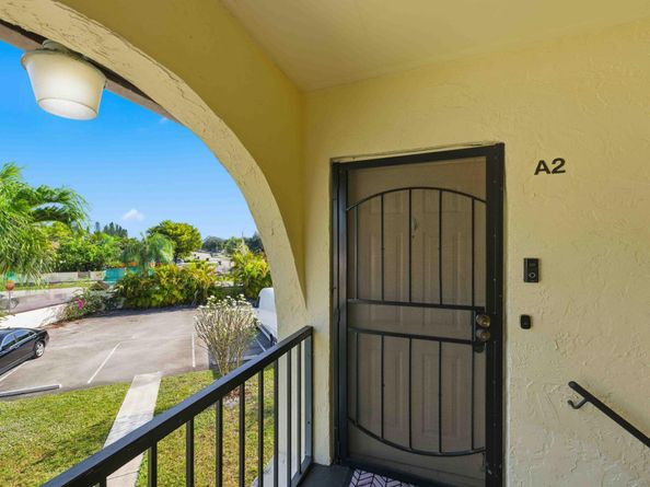 3531 Tall Pine Way A2, Greenacres FL 33463