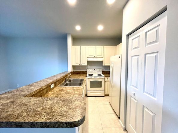 3102 Coral Ridge Dr 3102, Coral Springs FL 33065