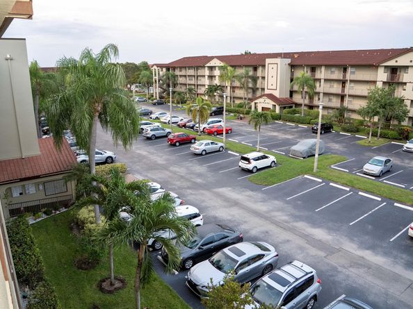 1500 SW 131st Way 404N4, Pembroke Pines FL 33027