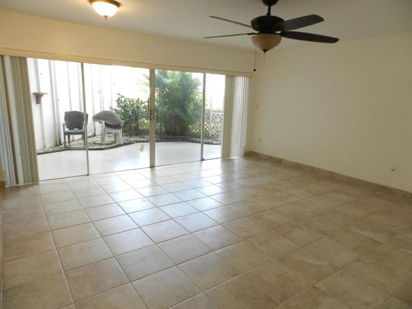 3 Greenway Village N 108, Royal Palm Beach FL 33411
