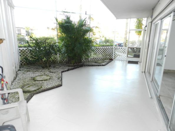 3 Greenway Village N 108, Royal Palm Beach FL 33411