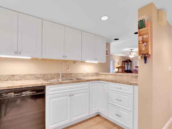 346 Oak Harbour Drive, Juno Beach FL 33408