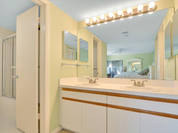 346 Oak Harbour Drive, Juno Beach FL 33408