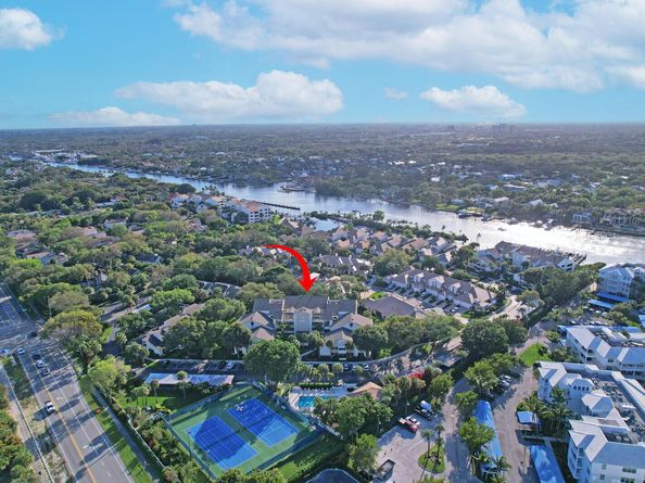 346 Oak Harbour Drive, Juno Beach FL 33408