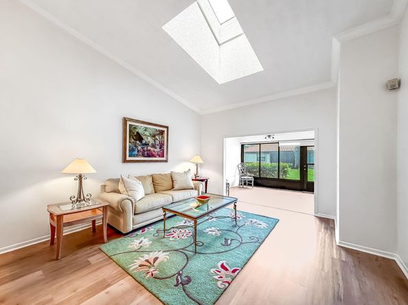 6367 Kings Gate Circle, Delray Beach FL 33484