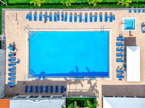 6367 Kings Gate Circle, Delray Beach FL 33484