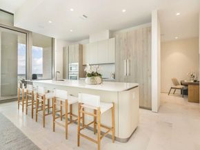 200 Arkona Court 2501 PhG, West Palm Beach FL 33401