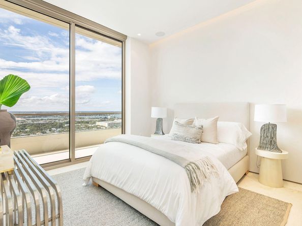 200 Arkona Court 2501 PhG, West Palm Beach FL 33401