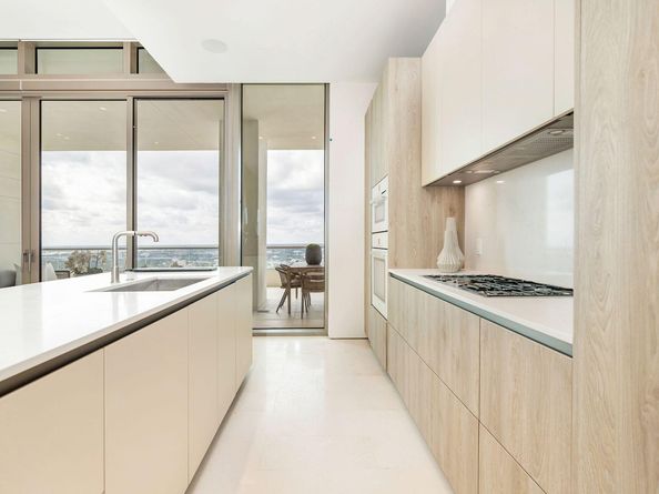 200 Arkona Court 2501 PhG, West Palm Beach FL 33401