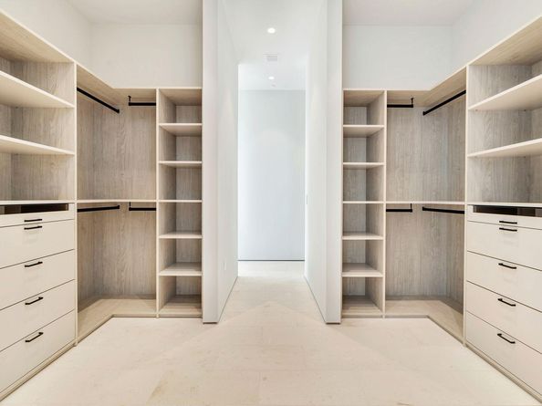 200 Arkona Court 2501 PhG, West Palm Beach FL 33401