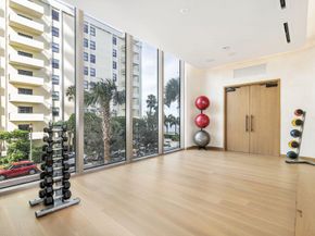 200 Arkona Court 2501 PhG, West Palm Beach FL 33401