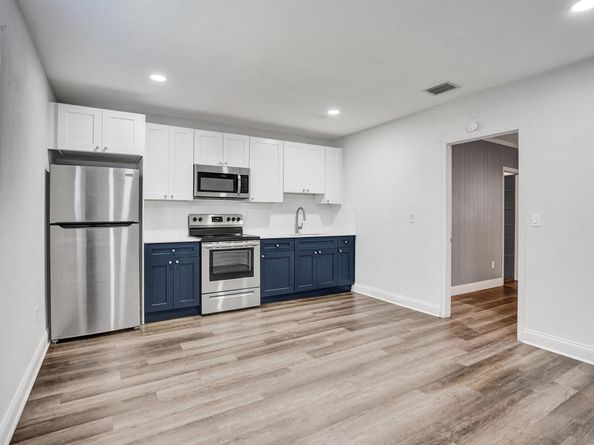 5604 Garden Avenue, West Palm Beach FL 33405