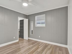 5604 Garden Avenue, West Palm Beach FL 33405