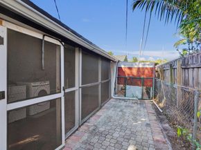 5604 Garden Avenue, West Palm Beach FL 33405