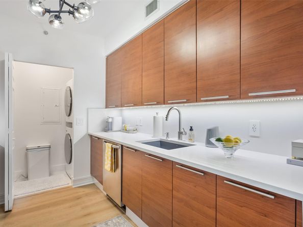 350 SE 2nd St 1580, Fort Lauderdale FL 33301