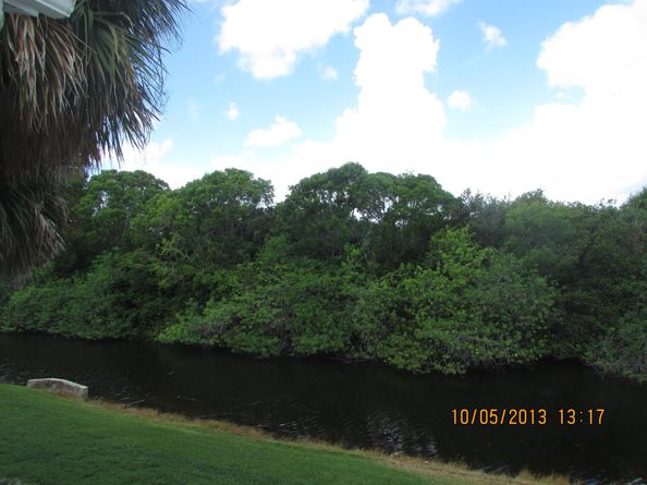 1141 Lake Victoria Drive F, West Palm Beach FL 33411