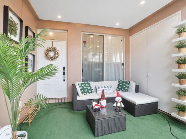 11760 Royal Palm Blvd, Coral Springs FL 33065