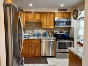 601 NW 80th Ave 101, Margate FL 33063