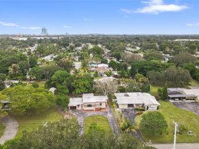 5705 Harding St, Hollywood FL 33021