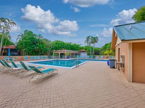 11262 Green Lake Drive 204, Boynton Beach FL 33437