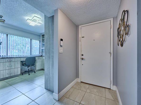 11262 Green Lake Drive 204, Boynton Beach FL 33437