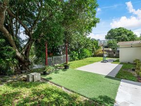 7431 Arthur St, Hollywood FL 33024
