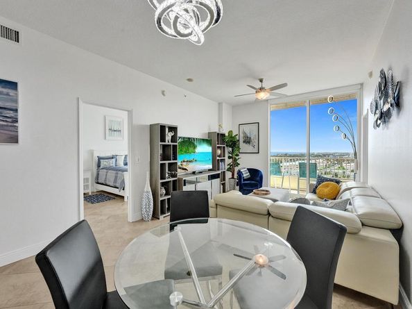 625 Casa Loma Boulevard Ph 06, Boynton Beach FL 33435