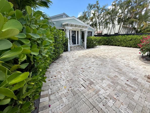 1216 SE 1st Street, Fort Lauderdale FL 33301