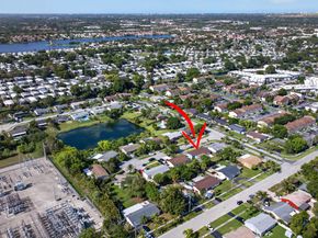 6720 NW 26th Street, Margate FL 33063
