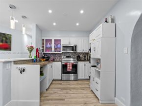 6432 Perry Street, Hollywood FL 33024
