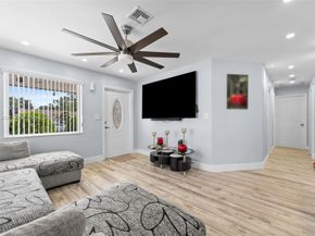 6432 Perry Street, Hollywood FL 33024
