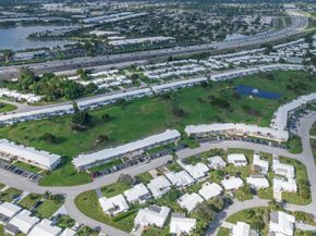 2581 E Golf Boulevard, Pompano Beach FL 33064