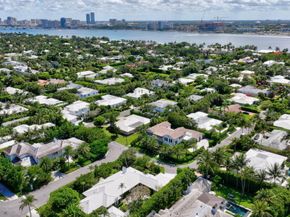 217 Plantation Road, Palm Beach FL 33480