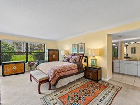 372 Golfview Road 101, North Palm Beach FL 33408