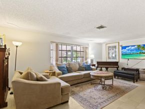 6241 SW 14th Street, Plantation FL 33317