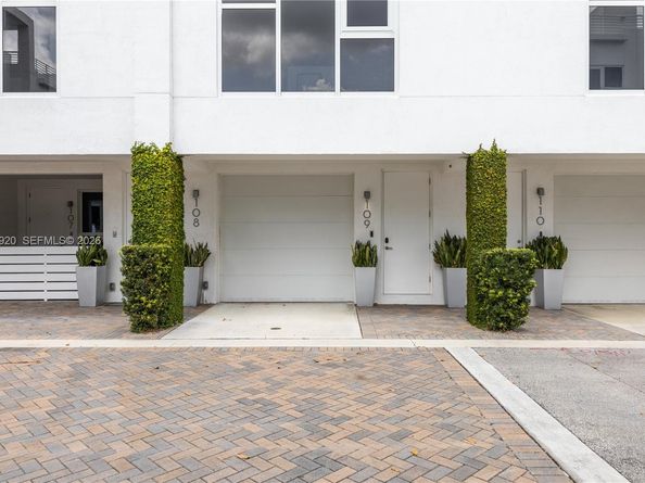 455 NE 39th Street 109, Miami FL 33137