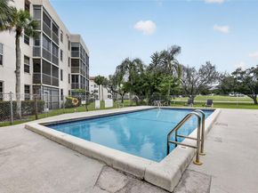 1911 Sabal Palm Drive 202, Davie FL 33324