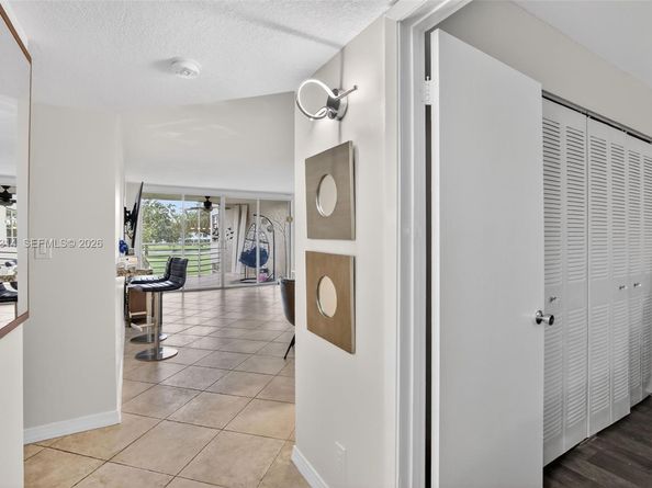 1911 Sabal Palm Drive 202, Davie FL 33324