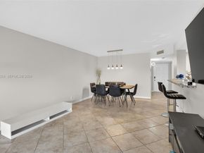 1911 Sabal Palm Drive 202, Davie FL 33324