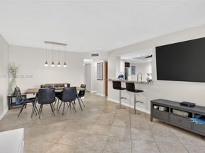 1911 Sabal Palm Drive 202, Davie FL 33324