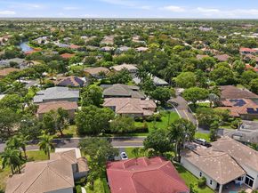 4942 NW 110th Way, Coral Springs FL 33076