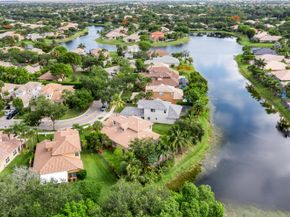 6152 NW 108th Way, Parkland FL 33076