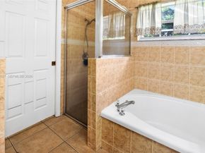 6124 NW 40th Street, Coral Springs FL 33067