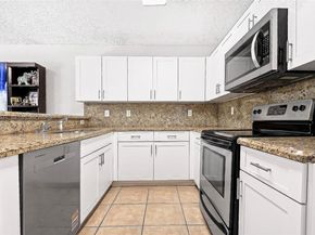 6124 NW 40th Street, Coral Springs FL 33067